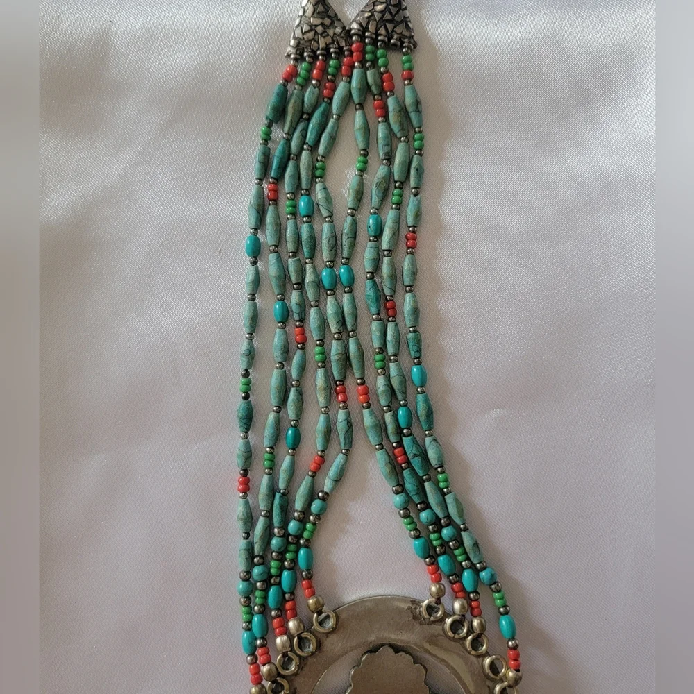 Antique Moroccan Turquoise and Red Coral Berber Bijou Necklace - Picture 8 of 8